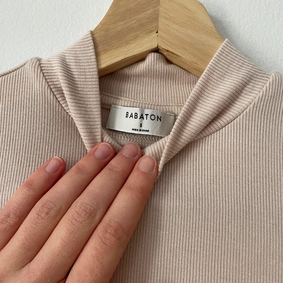 BABATON cream crop t-shirt - Picture 4 of 4